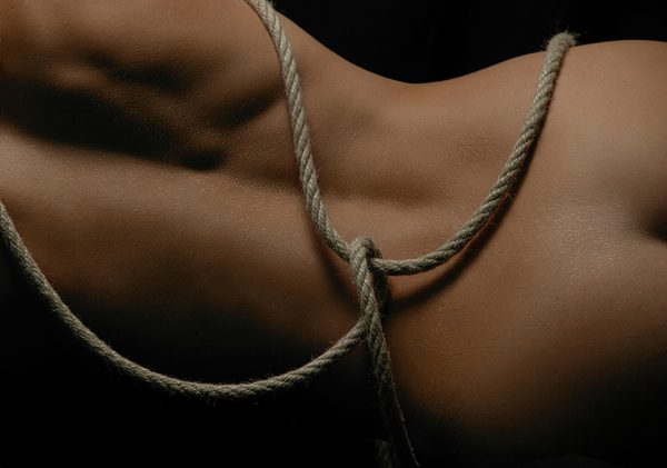 Découvrez les accessoires bondage pour une expérience ultime