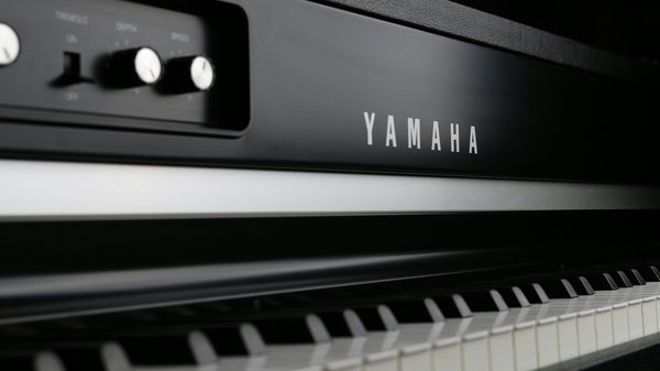 Faire du piano avec un piano numérique de la marque Yamaha reconnue